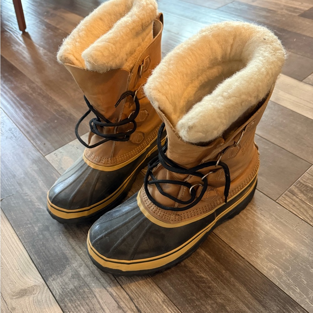 Sorel Caribou Winter Boots Men’s size 10